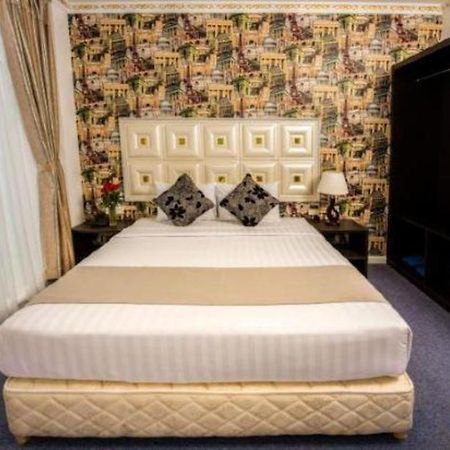 Golden Crown Hotel Saigon Cidade de Ho Chi Minh Exterior foto